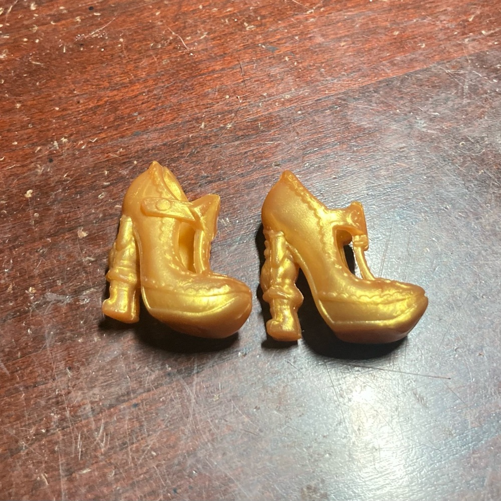 Ever after high doll shoes